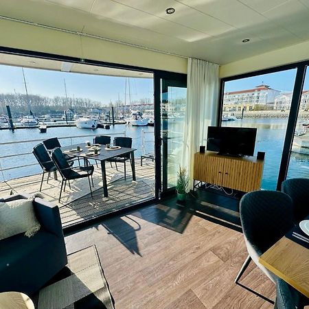 Exklusives Ostsee-Hausboot, Kueche Mit Spueler, Tv, Grosse Sonnenterrasse, 3X Kostenfreie Kfz-Parkplaetze, Klimaanlage, Bis Zu 6 Personen, 2X Baeder, Waschmaschine Boltenhagen  Extérieur photo